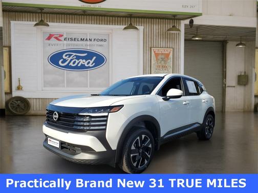 2025 Nissan Kicks SV