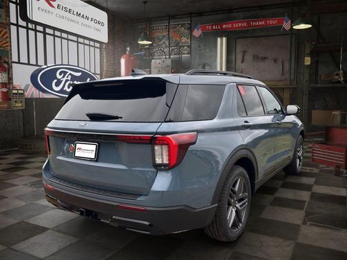 Vapor Blue Metallic 2026 Ford Explorer ST-Line