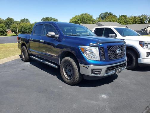 2019 Nissan Titan SV