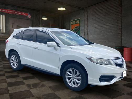 White Diamond Pearl 2017 Acura RDX Technology & AcuraWatch Plus Package