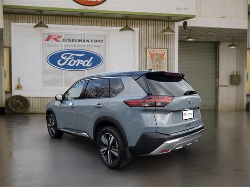 2022 Nissan Rogue Platinum