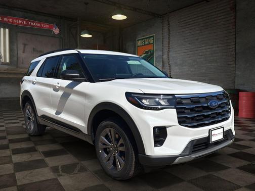 White 2026 Ford Explorer Active