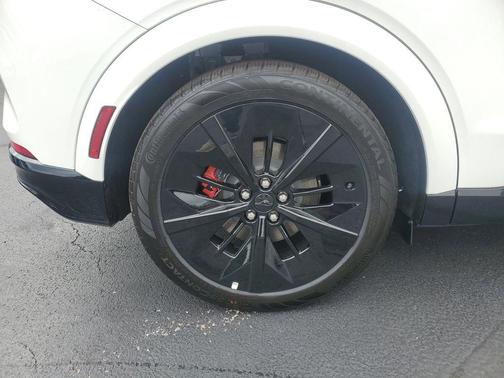 Star White Metallic Tri-Coat 2025 Ford Mustang Mach-E GT