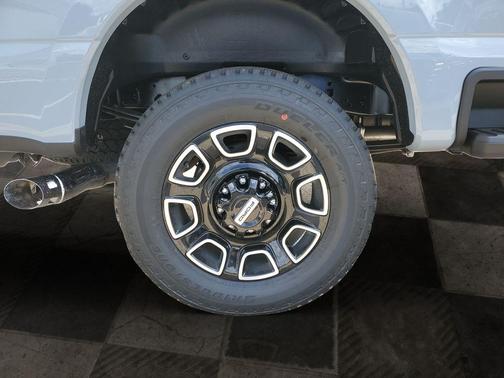Gray 2026 Ford F-250 Platinum