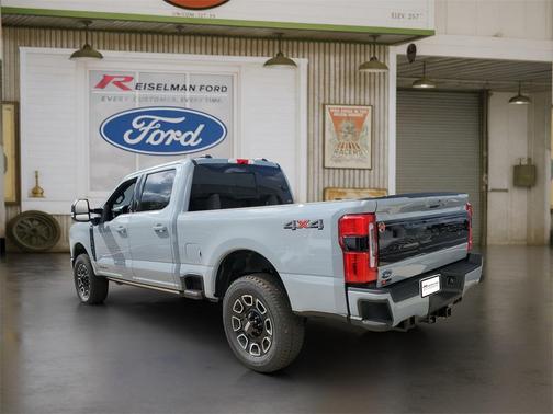 2026 Ford F-250 Platinum