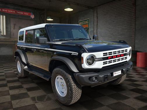 Shadow Black 2026 Ford Bronco Heritage Edition