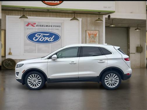 2019 Lincoln MKC Standard