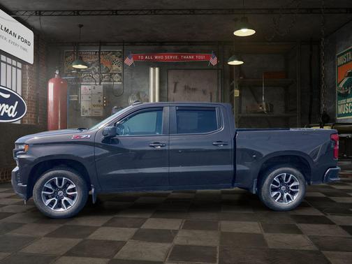Oxford Brown Metallic 2021 Chevrolet Silverado 1500 RST