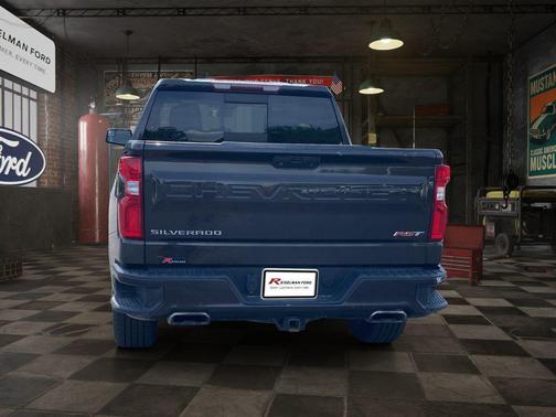 Oxford Brown Metallic 2021 Chevrolet Silverado 1500 RST