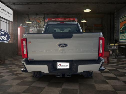 Avalanche 2026 Ford F-350 XL