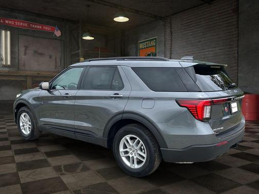 Gray Metallic 2026 Ford Explorer Active