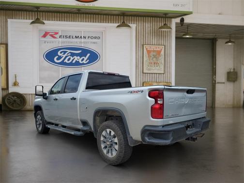 2022 Chevrolet Silverado 2500 Custom