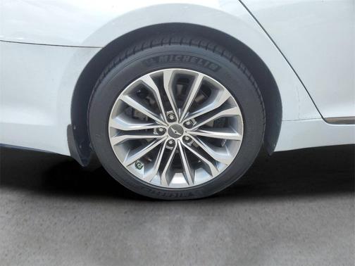 2015 Hyundai Genesis 3.8