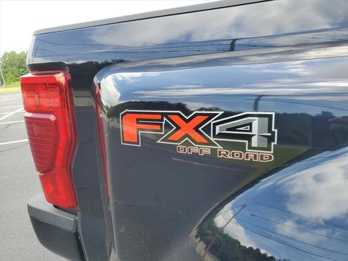 2022 Ford F-450 Platinum
