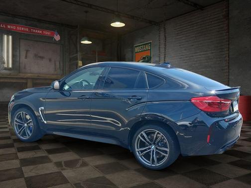 Black Sapphire Metallic 2017 BMW X6 M Base