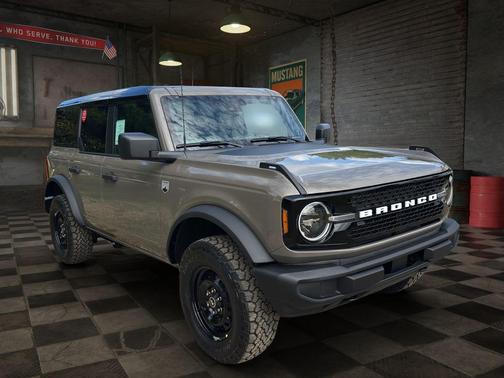 Marsh Gray 2026 Ford Bronco Big Bend