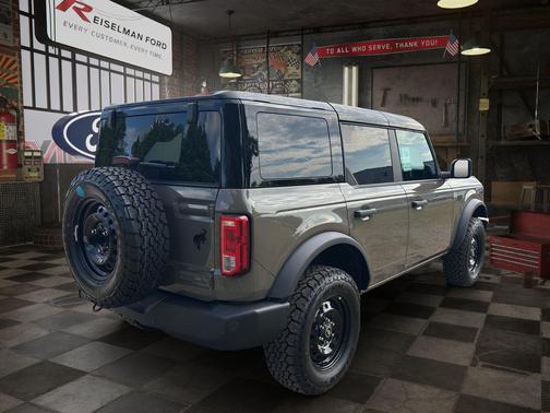 Marsh Gray 2026 Ford Bronco Big Bend