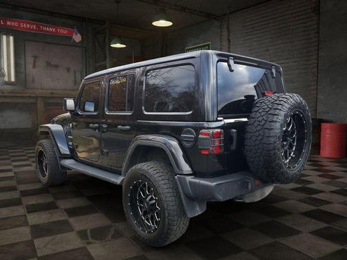 2021 Jeep Wrangler Unlimited Sahara
