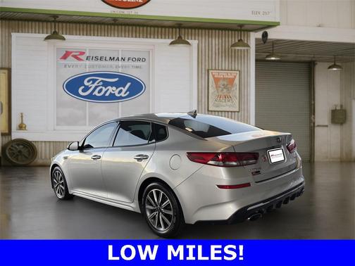 2019 Kia Optima EX