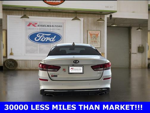 2019 Kia Optima EX