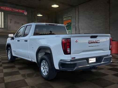 2021 GMC Sierra 1500 Base