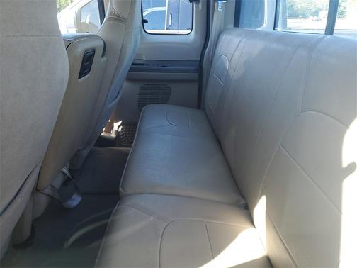 2000 Ford F-250 Lariat