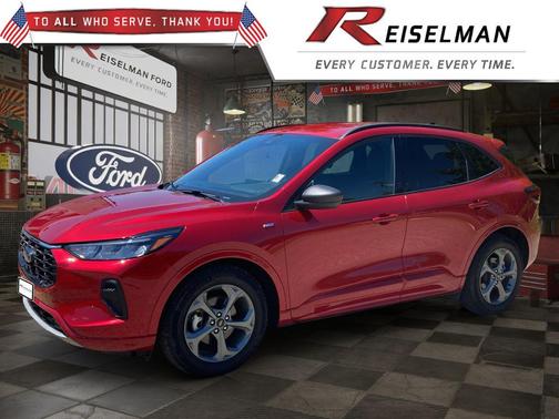 Rapid Red Metallic Tinted Clearcoat 2023 Ford Escape ST-Line