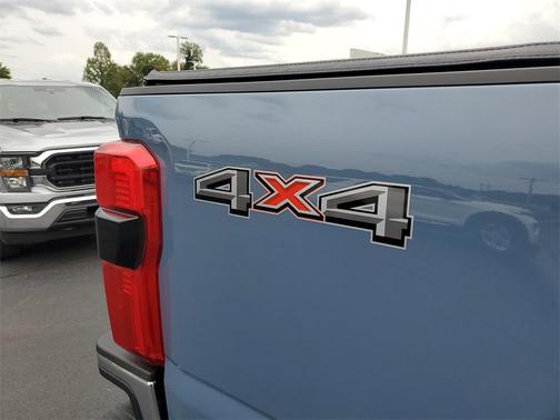 2023 Ford F-350 Lariat