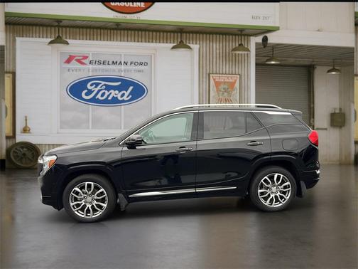 2022 GMC Terrain Denali