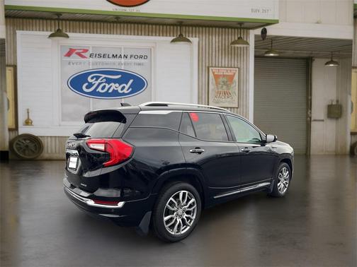 2022 GMC Terrain Denali