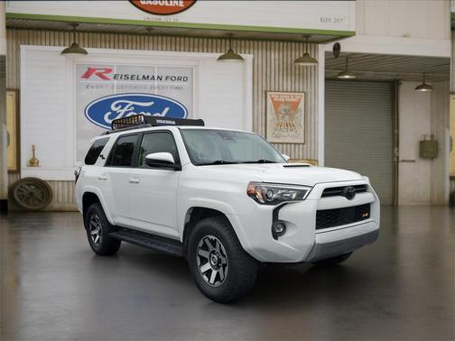 2021 Toyota 4Runner TRD Off Road
