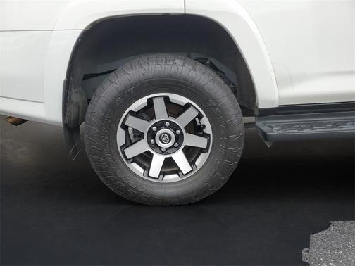 2021 Toyota 4Runner TRD Off Road