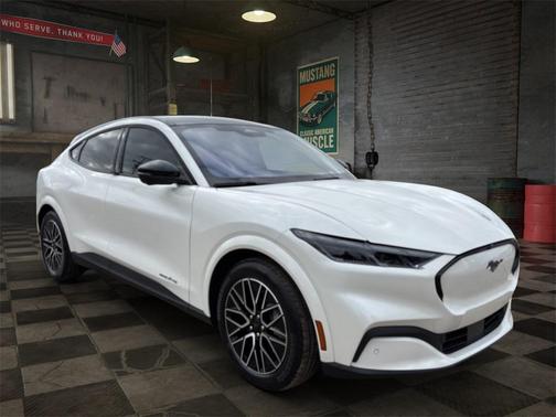 2025 Ford Mustang Mach-E Premium