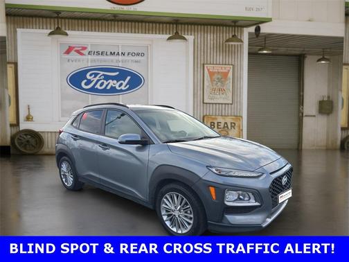 2020 Hyundai KONA SEL Plus