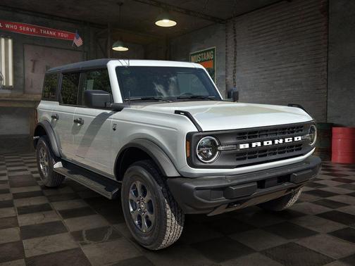 Gray 2026 Ford Bronco Big Bend