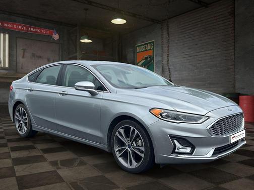 Iconic Silver Metallic 2020 Ford Fusion Titanium