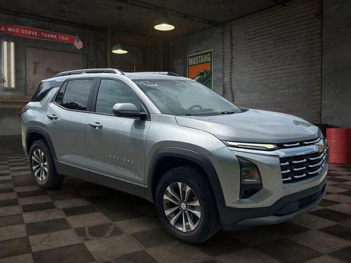 Sterling Gray Metallic 2025 Chevrolet Equinox 1LT