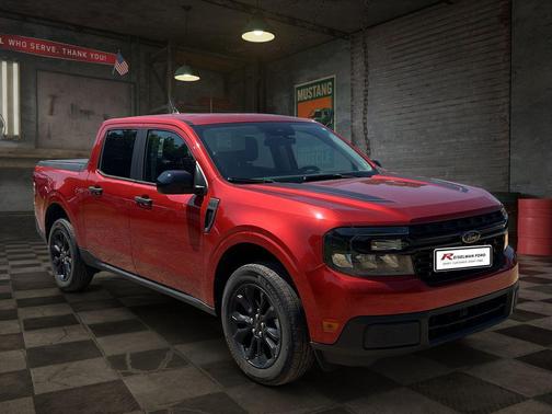 Hot Pepper Red Metallic Tinted Clearcoat 2023 Ford Maverick XLT