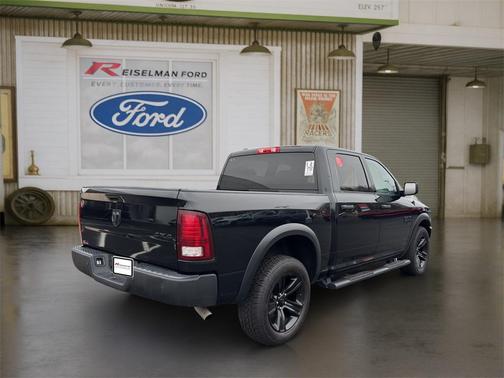 2023 RAM 1500 Classic Warlock Crew Cab 4x4 5'7' Box