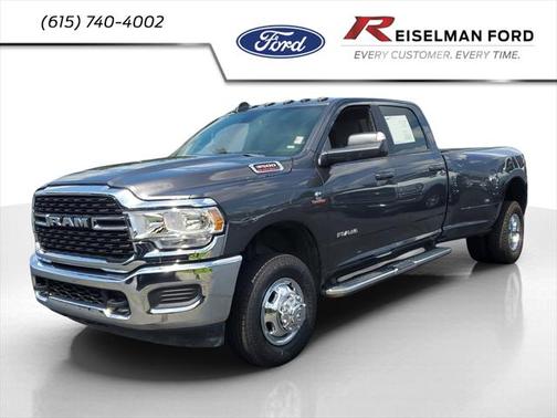 2022 RAM 3500 Big Horn Crew Cab 4x4 8' Box
