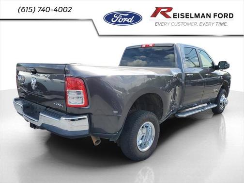 2022 RAM 3500 Big Horn Crew Cab 4x4 8' Box