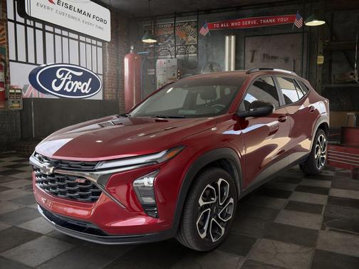 Crimson Metallic 2024 Chevrolet Trax FWD 2RS