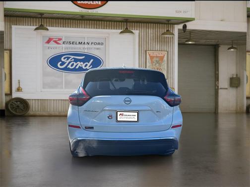 2023 Nissan Murano SL FWD