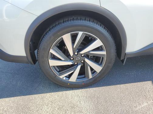 2023 Nissan Murano SL FWD