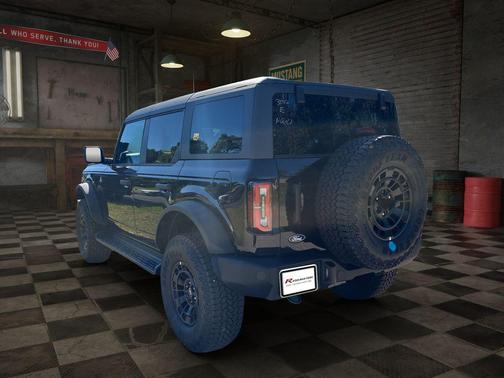Shadow Black 2026 Ford Bronco Outer Banks