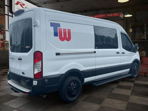 Oxford White 2023 Ford Transit-250 Base