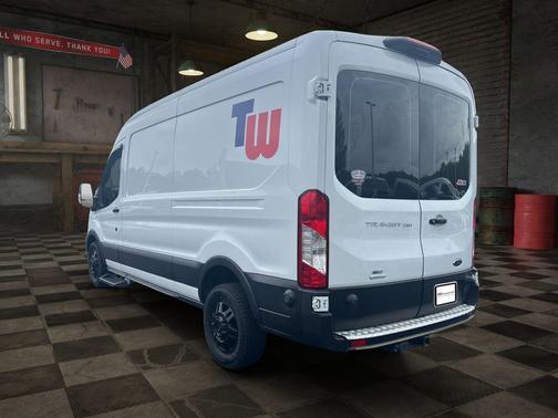 Oxford White 2023 Ford Transit-250 Base