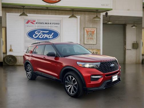 2021 Ford Explorer ST