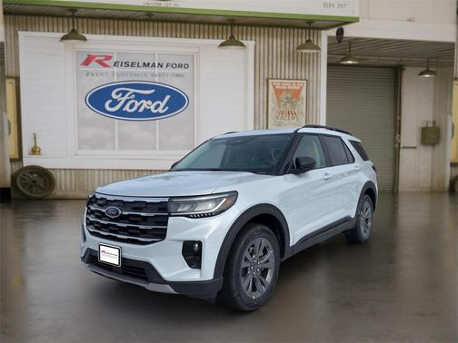 2026 Ford Explorer Active w/200A Pkg