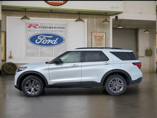 2026 Ford Explorer Active w/200A Pkg